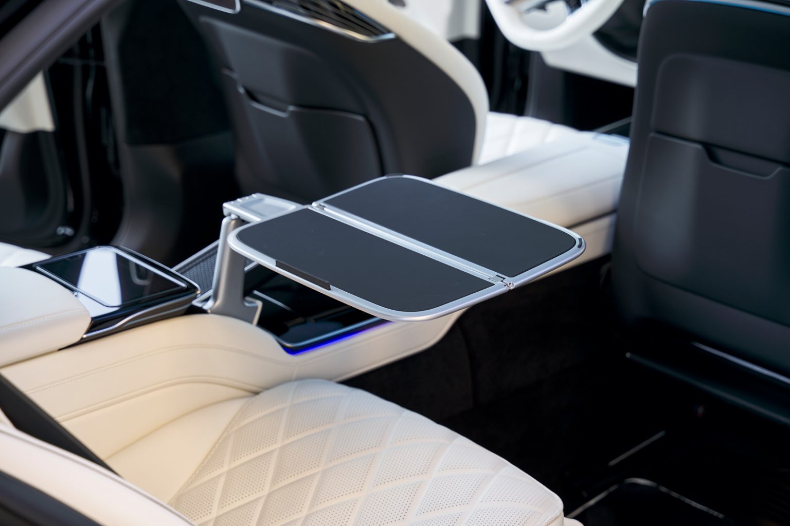 kadir__dsc4191_highres_web-1600px