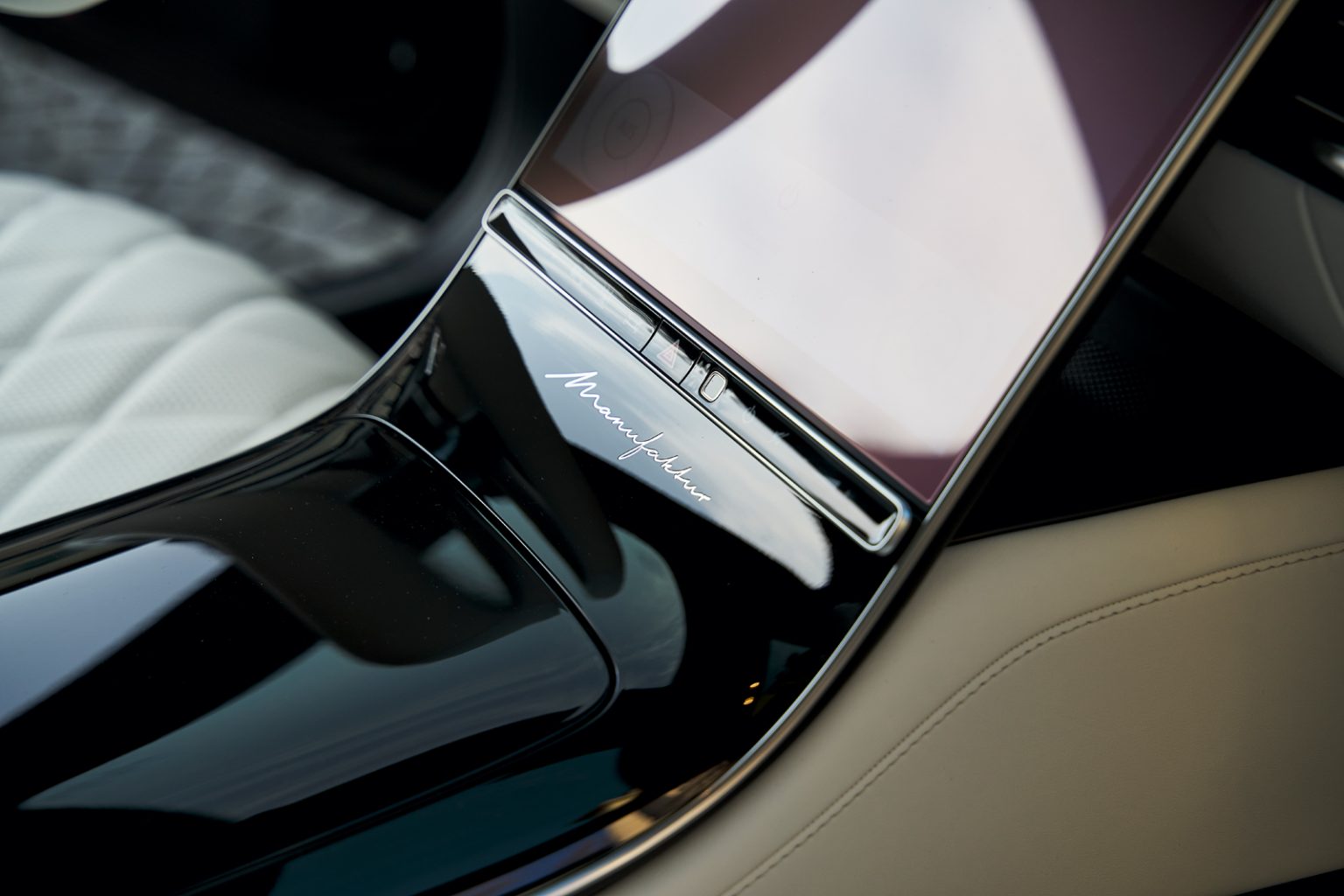 kadir__dsc4209_highres_web-1600px